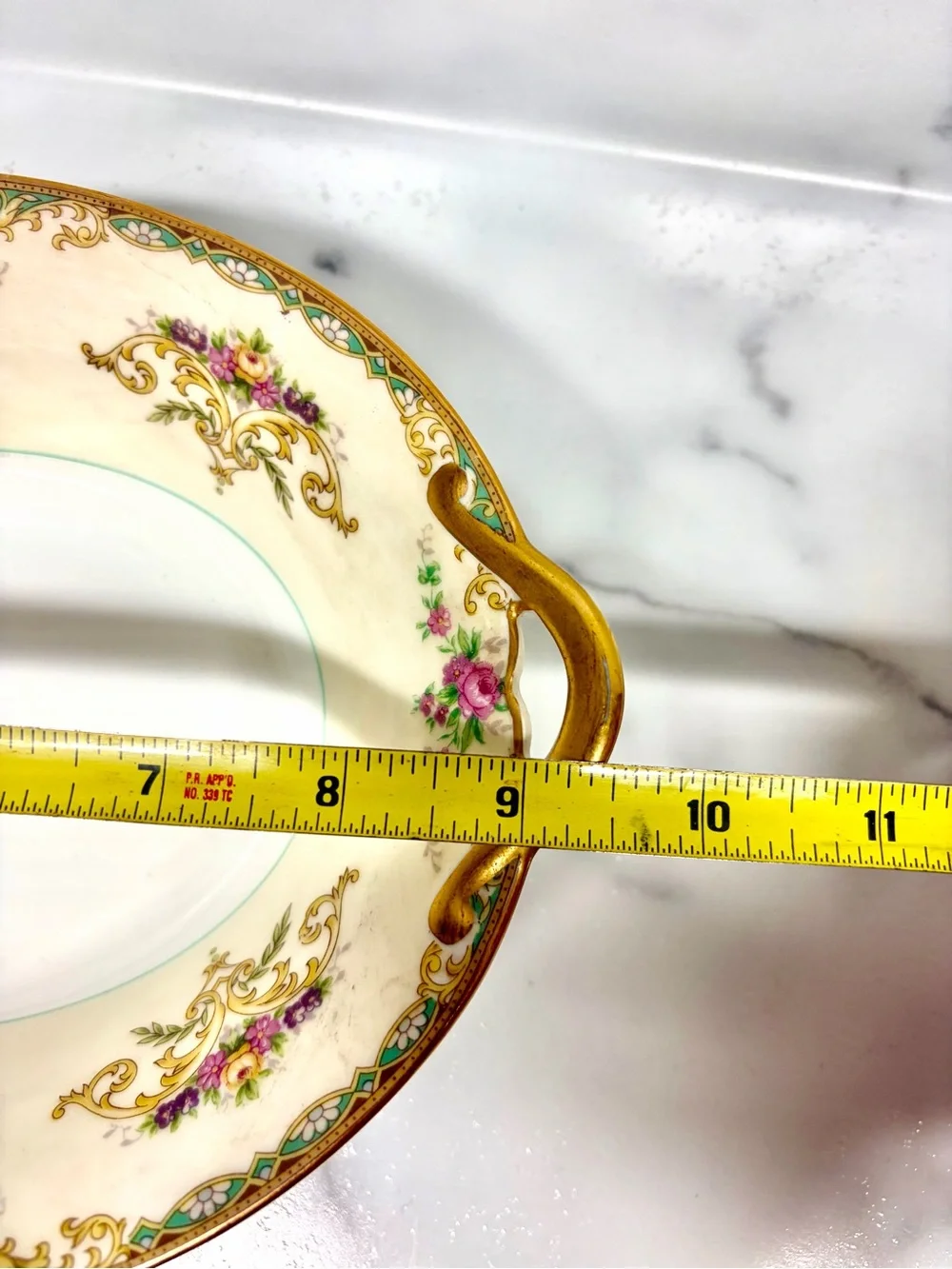 N/A elegant cream